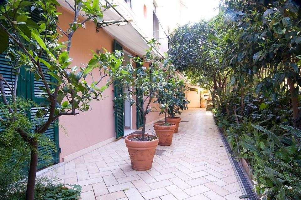 Locanda Conchiglia D'Oro 瓦里格提 外观 照片